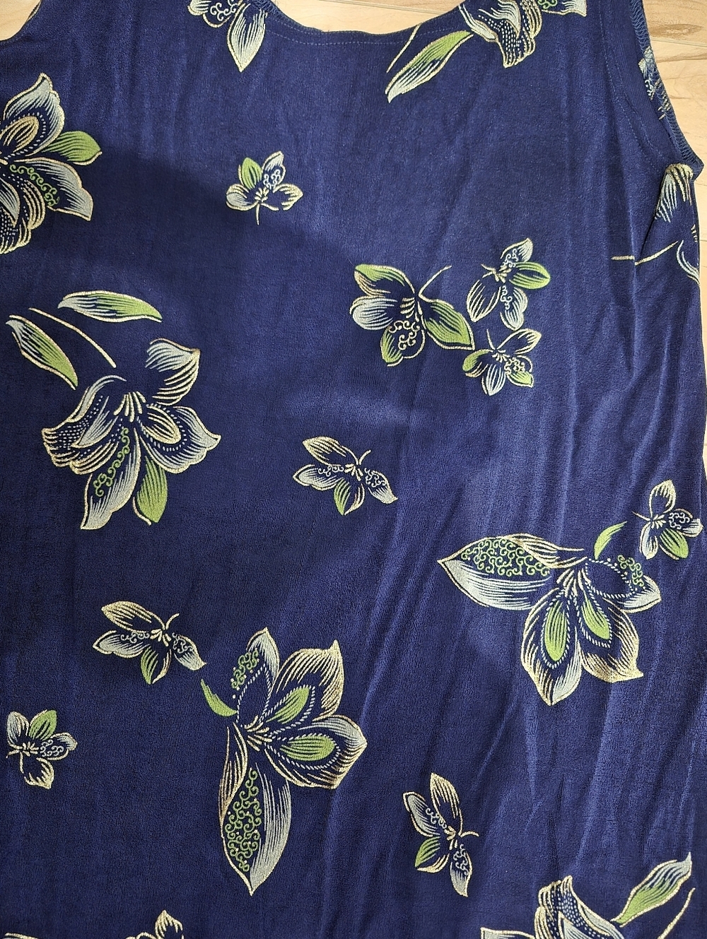 Kisses & Hugs Women's Size Medium Navy Floral Scoop Neck Maxi Dress - Picture 5 of 6